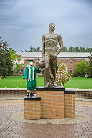 25MSUSpring-0504-Alumni-036