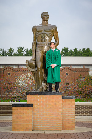 22MSUSpring-0505-ZackDrew-005
