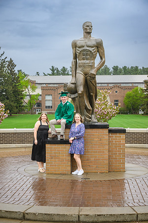 25MSUSpring-0504-Alumni-058