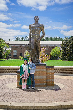25MSUSpring-0503-Alumni-166