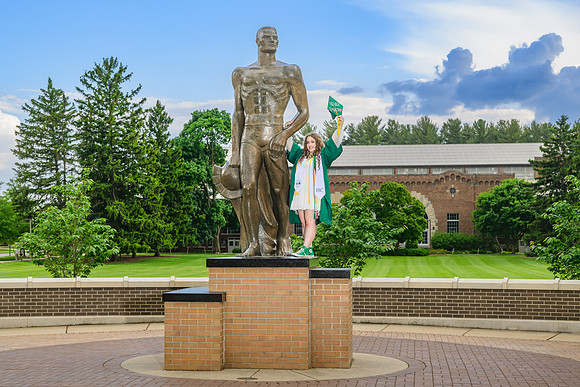 24MSUSpring-0517-Katherine-005