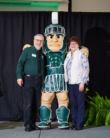 25MSU-ServiceAwards-Sparty-024-8x10