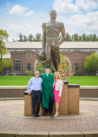 24MSUSpring-0427-Alumni-208-5x7