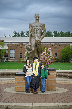 25MSUSpring-0502-Alumni-018