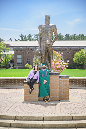 25MSUSpring-0502-Alumni-302