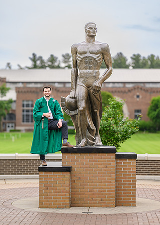 25MSUSpring-0529-Davis-004-5x7