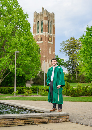 25MSUSpring-0529-Davis-009-5x7