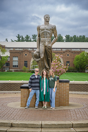 25MSUSpring-0502-Alumni-186