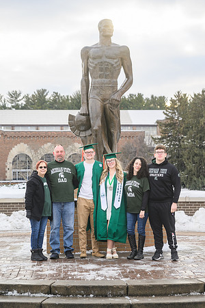25MSUFall-1212-Alumni-215