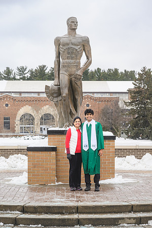 25MSUFall-1213-Alumni-060
