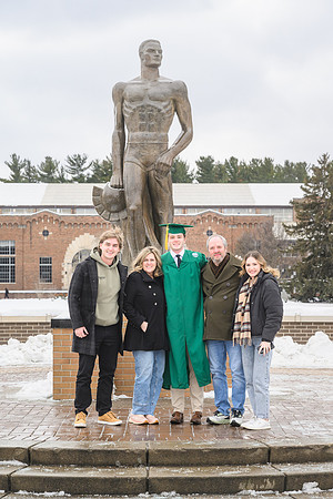 25MSUFall-1213-Alumni-204