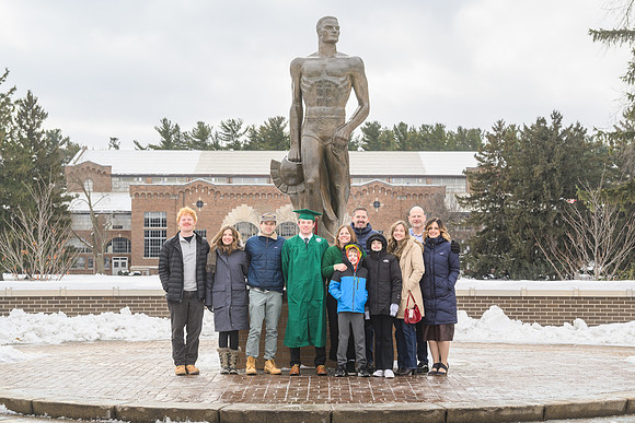 25MSUFall-1213-Alumni-197