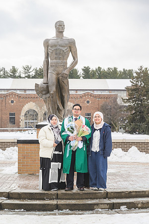 25MSUFall-1213-Alumni-154