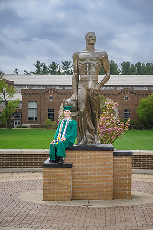 25MSUSpring-0502-Alumni-209