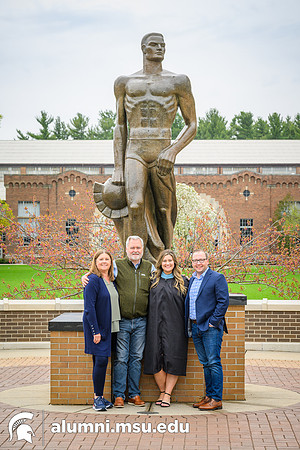 22MSUSpring-0506-Alumni-008