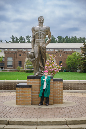 25MSUSpring-0502-Alumni-205