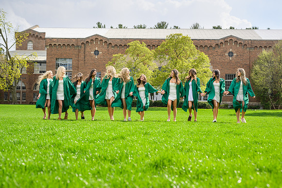 26MSUSpringGrads-0419-Mikki-096