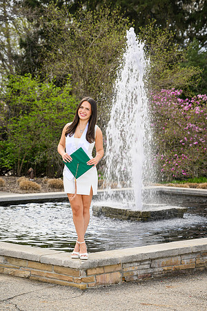 26MSUSpringGrads-0419-Mikki-040