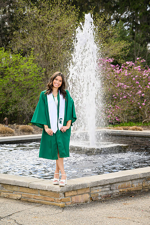 26MSUSpringGrads-0419-Mikki-042