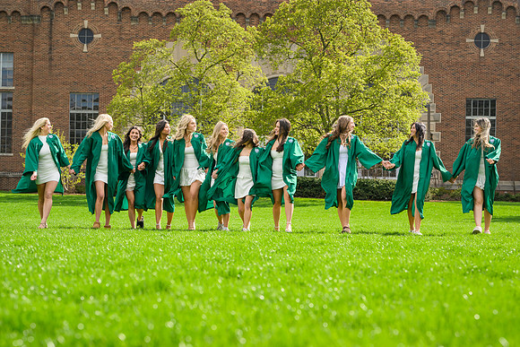 26MSUSpringGrads-0419-Mikki-090