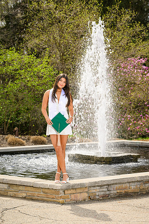 26MSUSpringGrads-0419-Mikki-023