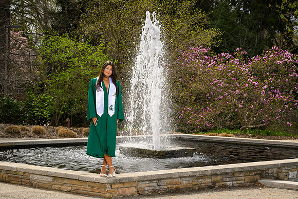 26MSUSpringGrads-0419-Mikki-021