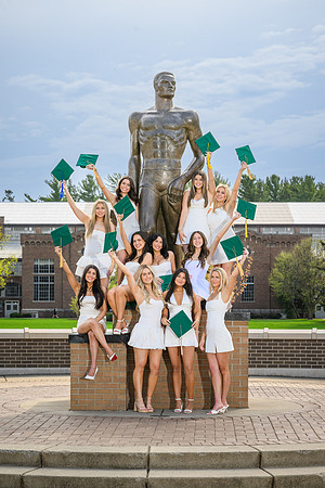 26MSUSpringGrads-0419-Mikki-182