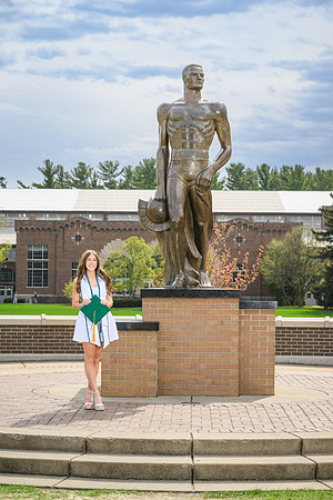 26MSUSpringGrads-0419-Mikki-144