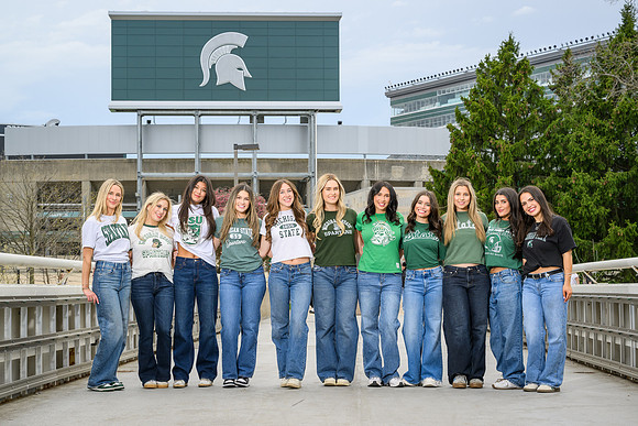 26MSUSpringGrads-0419-Mikki-184