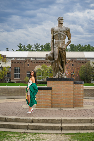 26MSUSpringGrads-0419-Mikki-162