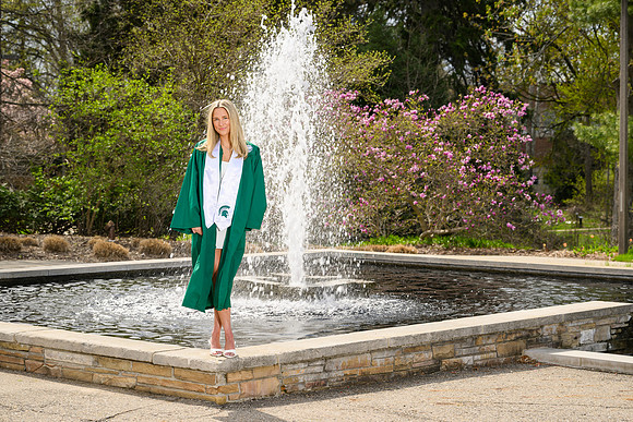 26MSUSpringGrads-0419-Mikki-029
