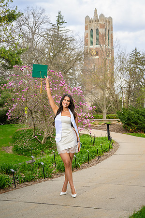 26MSUSpringGrads-0419-Mikki-070