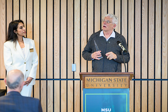 26MSU-OISS-IntlAwards-075