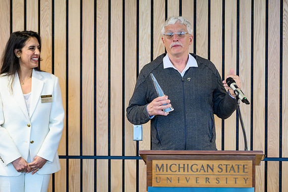 26MSU-OISS-IntlAwards-076