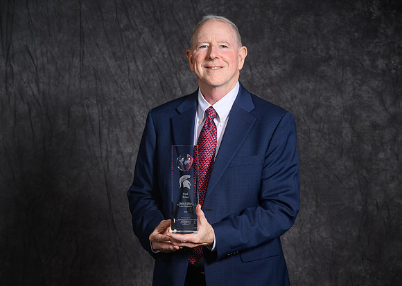 26MSU-OISS-IntlAwards-027