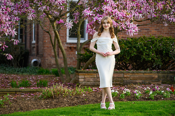 26MSUSpringGrads-0423-Gabi-010