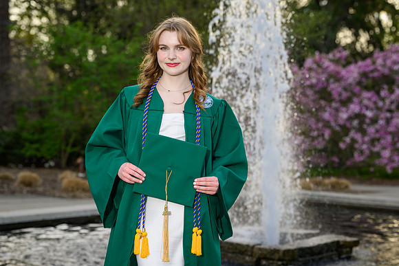 26MSUSpringGrads-0423-Gabi-003