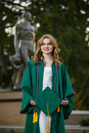 26MSUSpringGrads-0423-Gabi-028