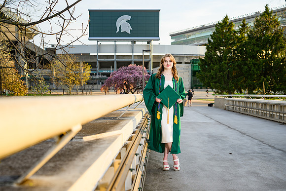 26MSUSpringGrads-0423-Gabi-024