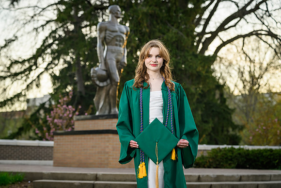 26MSUSpringGrads-0423-Gabi-027
