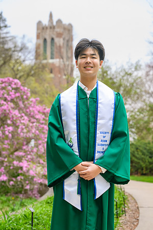 26MSUSpringGrads-0425-Mason-004