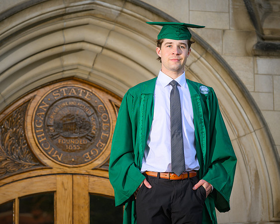 25MSUSpring-0505-Liam-017-8x10