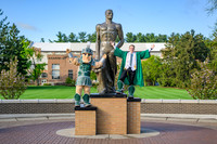 26MSUSpringGrads-0430-Sparty-005