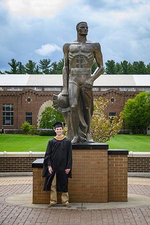 26MSUSpringGrads-0501-Alumni-225