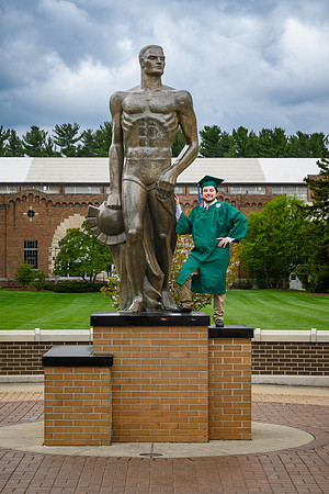 26MSUSpringGrads-0501-Alumni-250