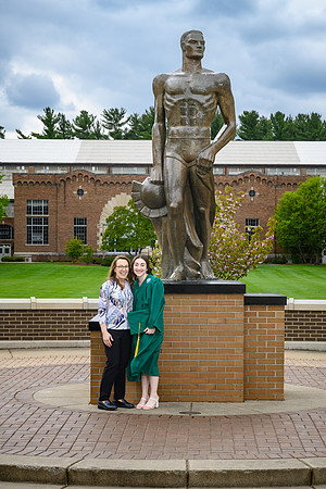 26MSUSpringGrads-0501-Alumni-287