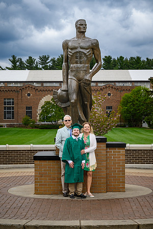 26MSUSpringGrads-0501-Alumni-251