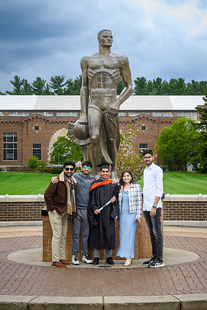 26MSUSpringGrads-0501-Alumni-333