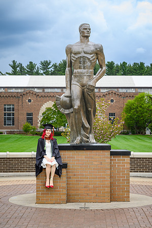 26MSUSpringGrads-0501-Alumni-334