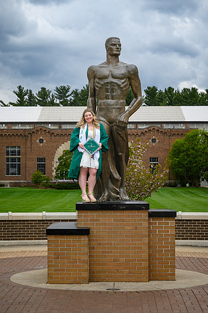 26MSUSpringGrads-0501-Alumni-270